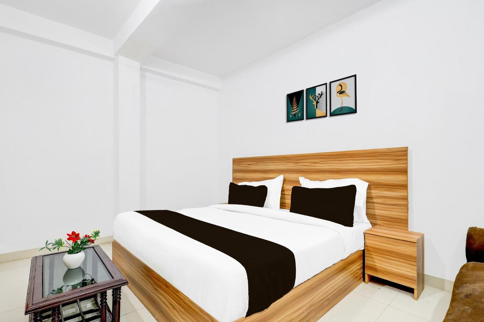 Hotel O Ocean Plaza New Delhi Ngoại thất bức ảnh