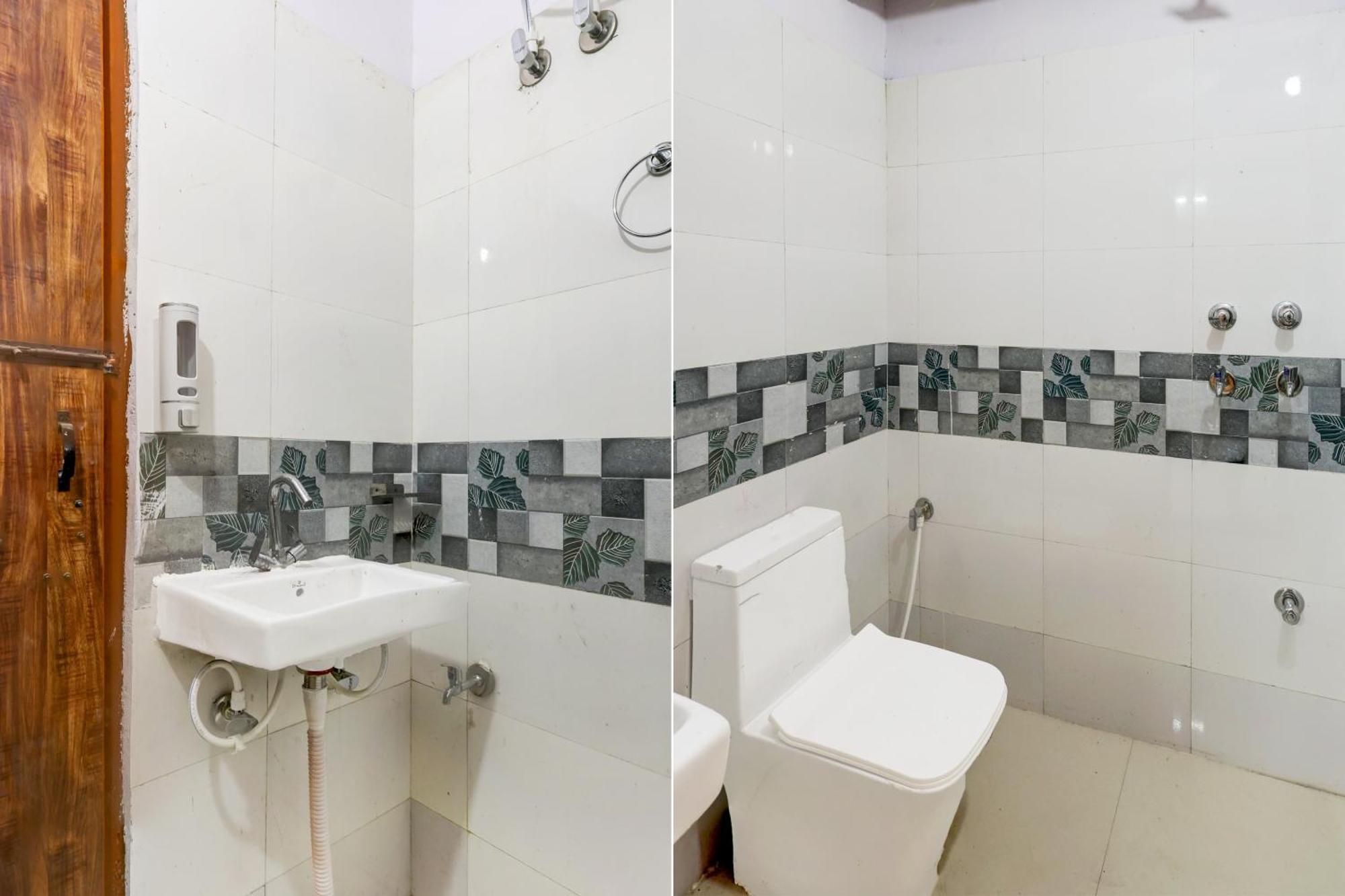 Hotel O Ocean Plaza New Delhi Ngoại thất bức ảnh