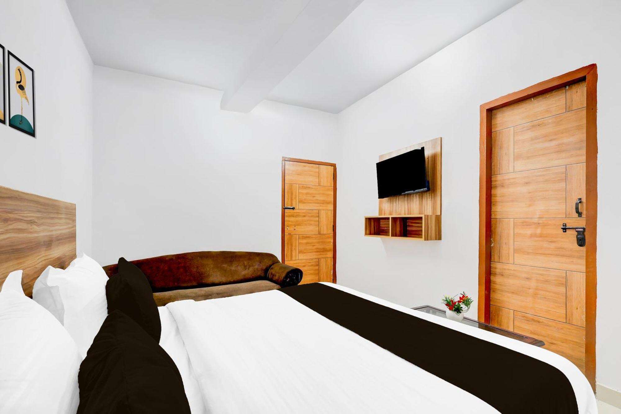 Hotel O Ocean Plaza New Delhi Ngoại thất bức ảnh
