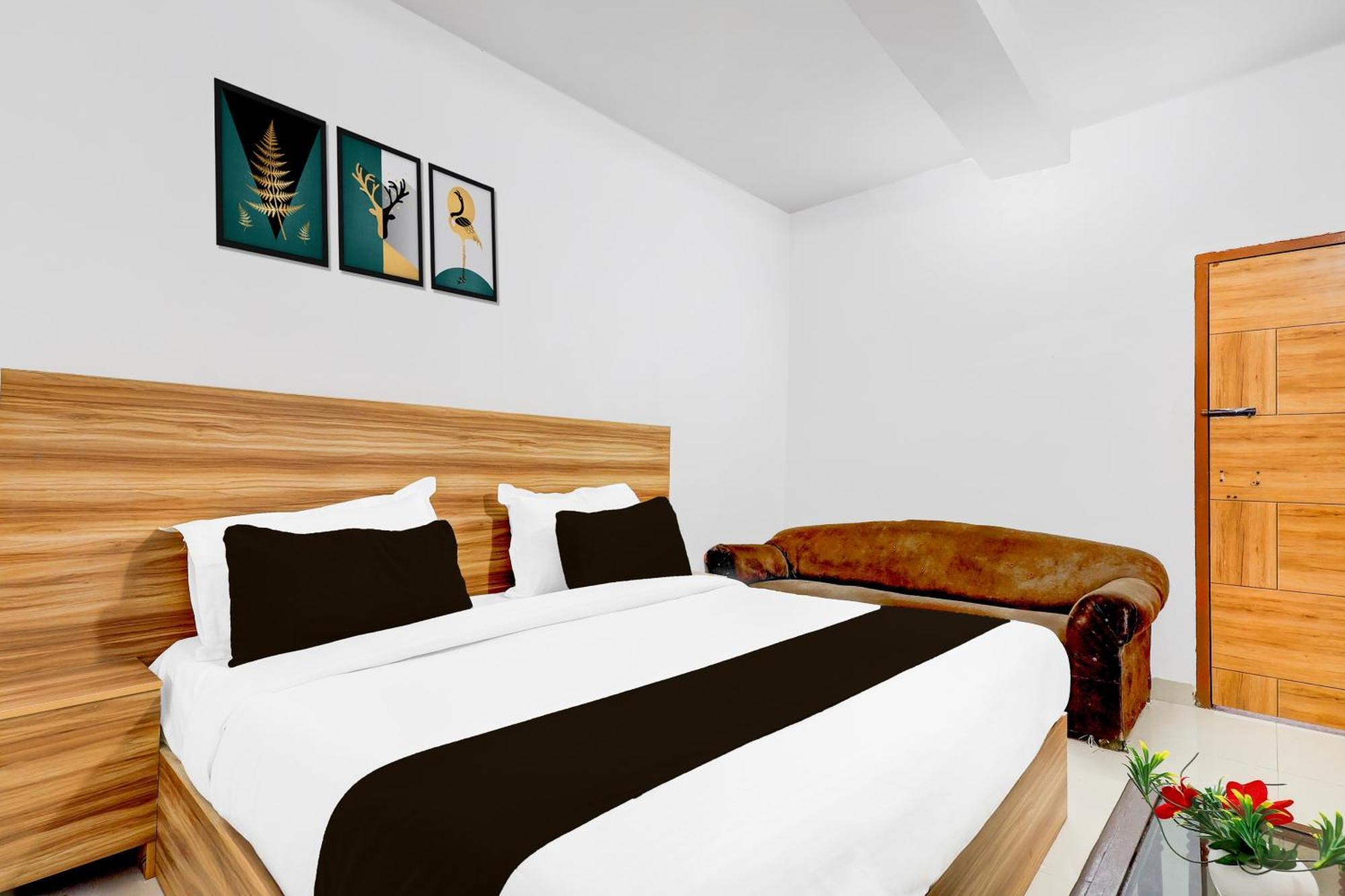 Hotel O Ocean Plaza New Delhi Ngoại thất bức ảnh